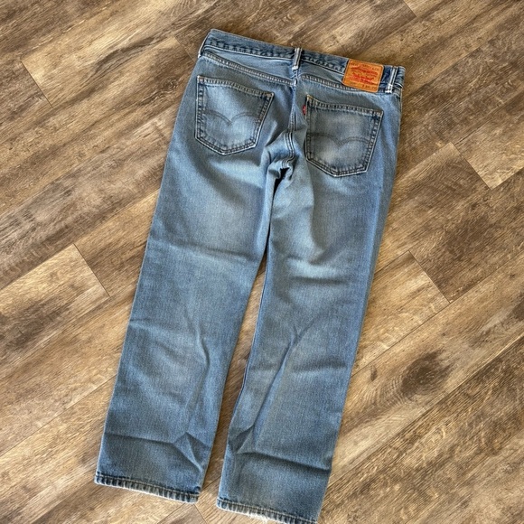 Levi's “Worn In” 505 Regular Fit Straight-Leg Jeans - Light Wash - 34x29 - Picture 6 of 13